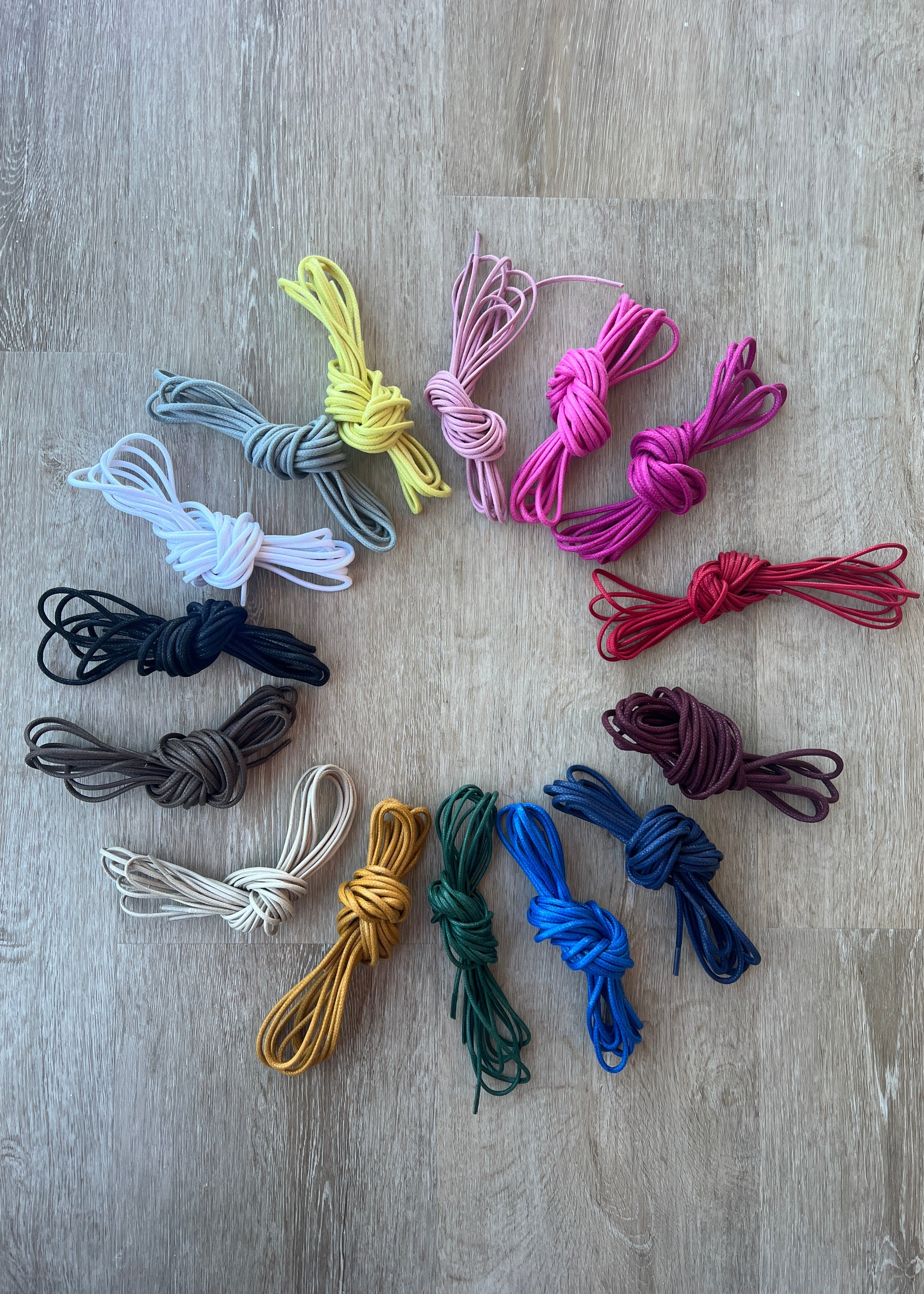 Bootlaces 240 cm Waxed Cotton Light Grey