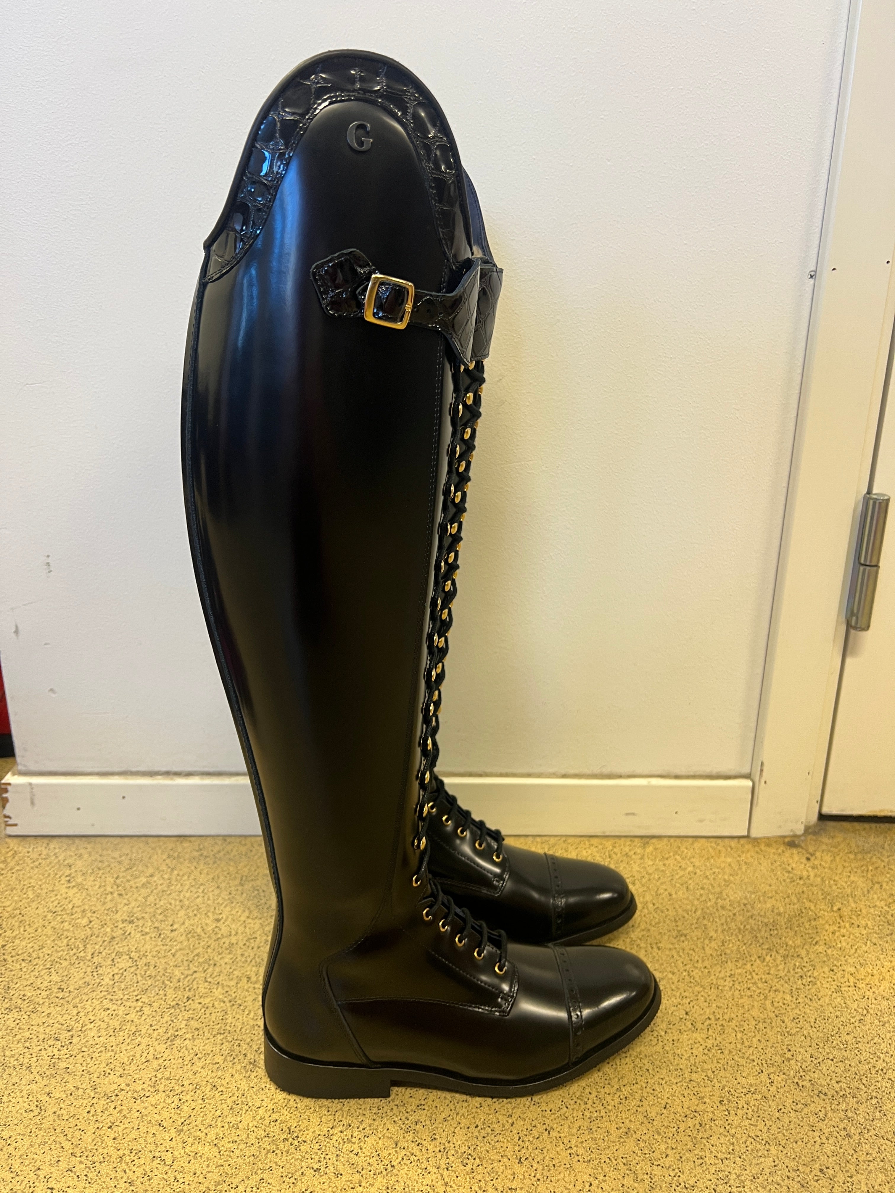 Demo Boot - Laurel Regular Winter - Polished black - Size 38/34.5-35.5/47