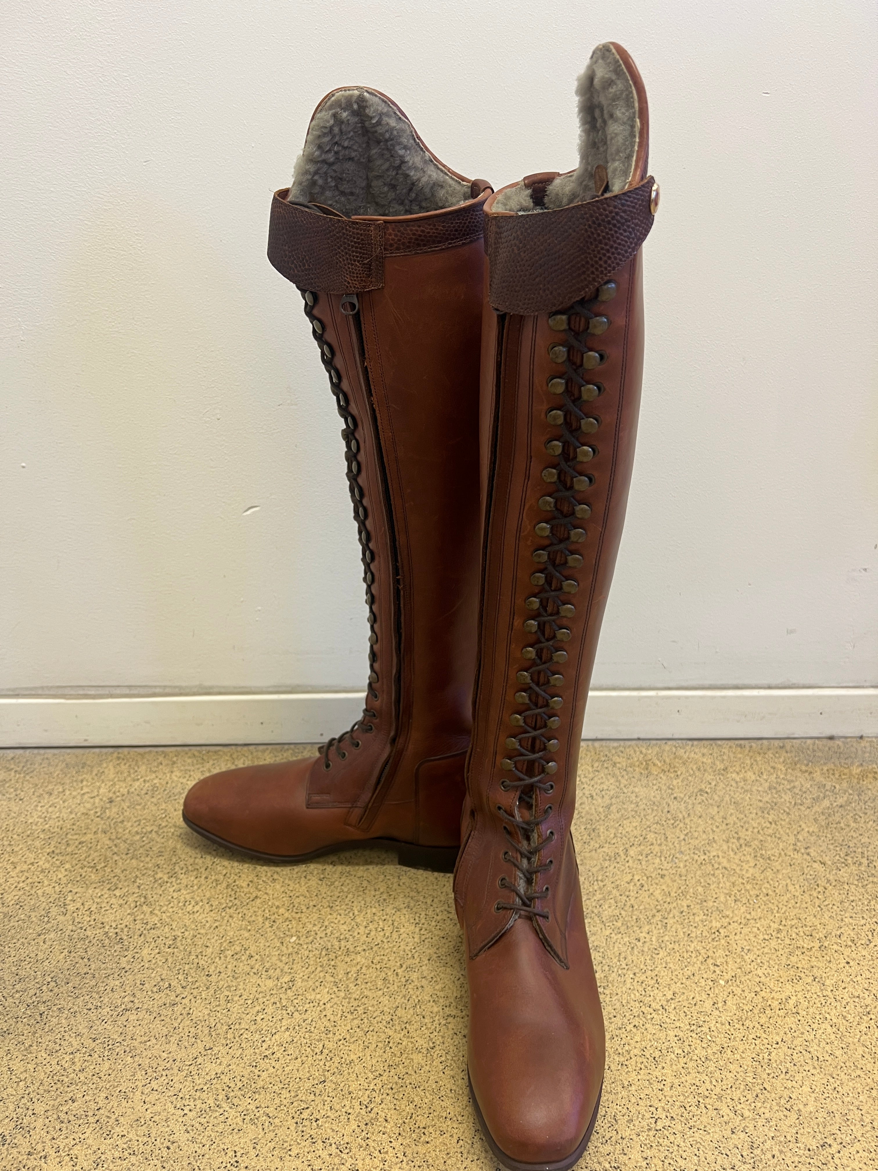 BIA DRESSAGE WINTER - Chestnut Brown/Embossed brown - Size 41/35-36/52