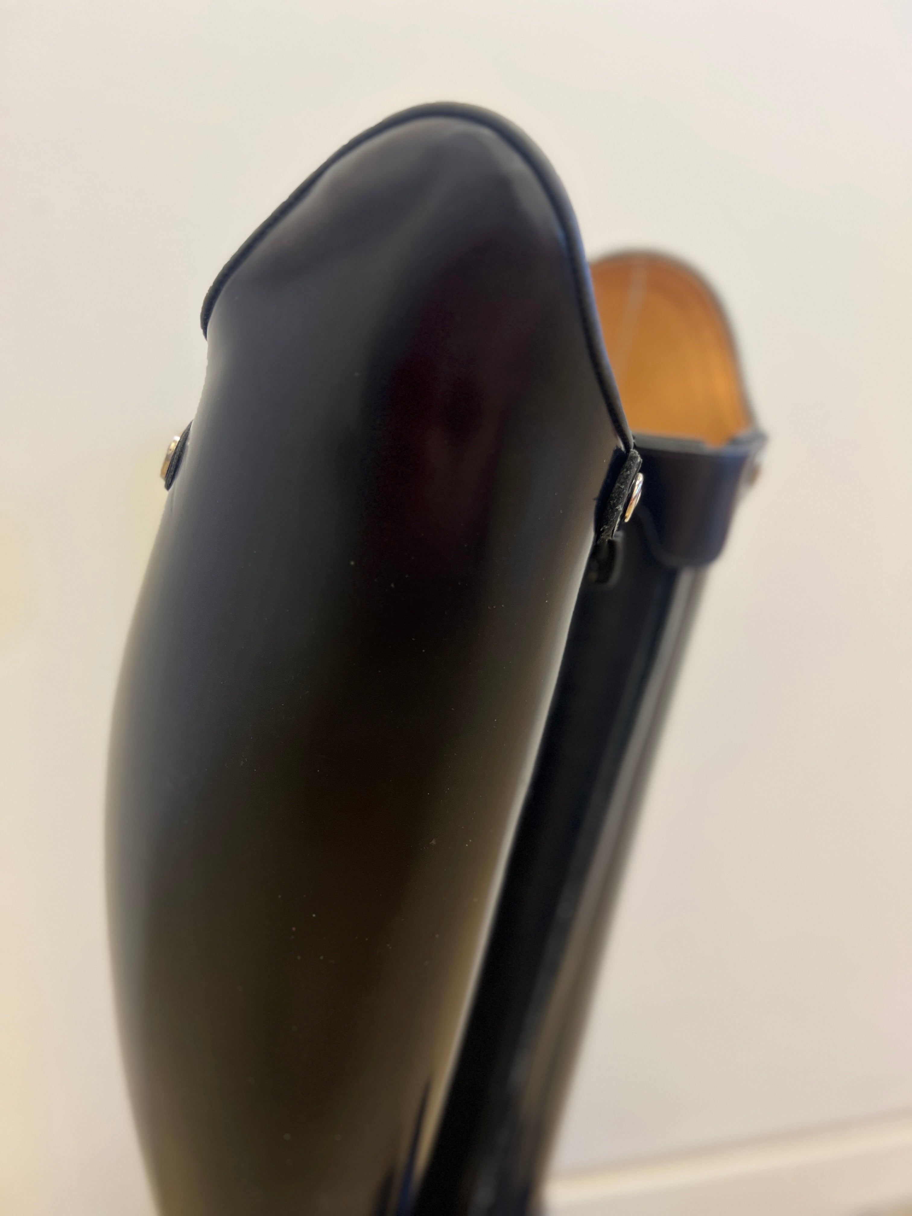 OLIVIA - Polished Black  - Stl 39/34-35/48