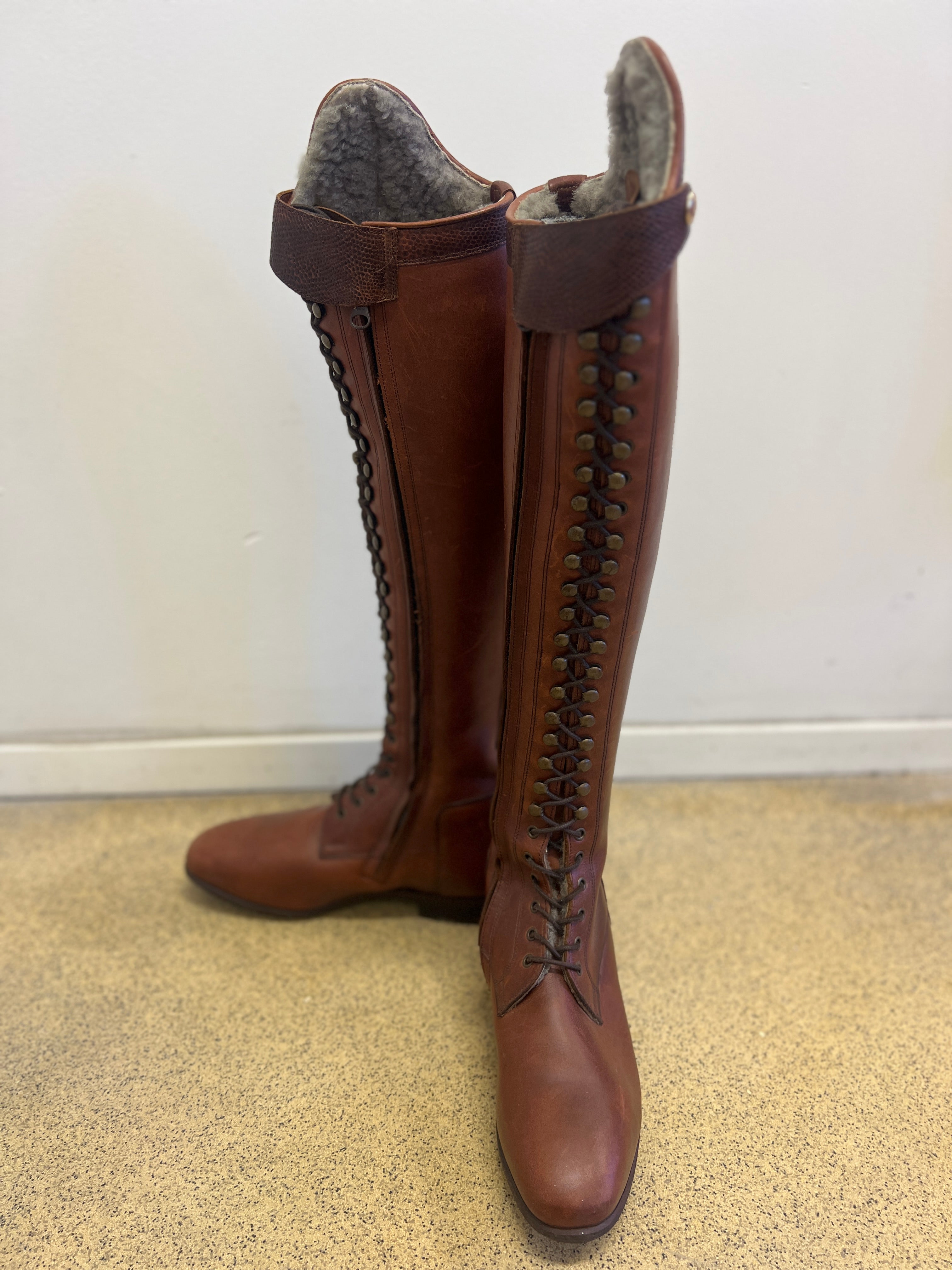 BIA DRESSAGE WINTER - Chestnut Brown/Embossed brown - Size 41/35-36/52