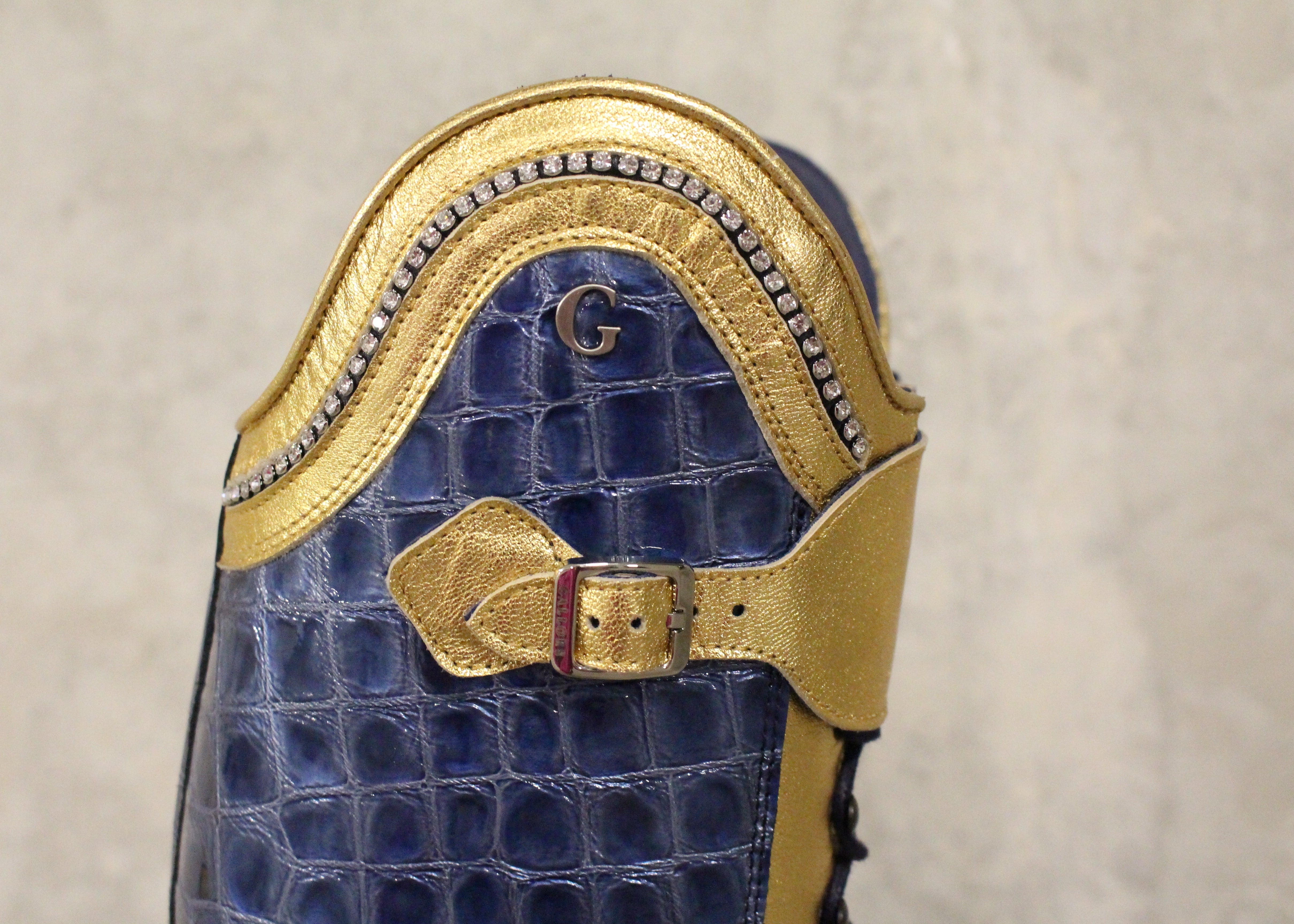 Laurel Laces Reinforced