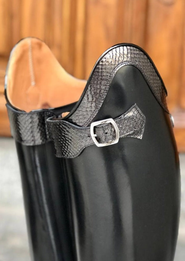 OLIVIA - Polished Black/Black Cobra - Size 39/39/48