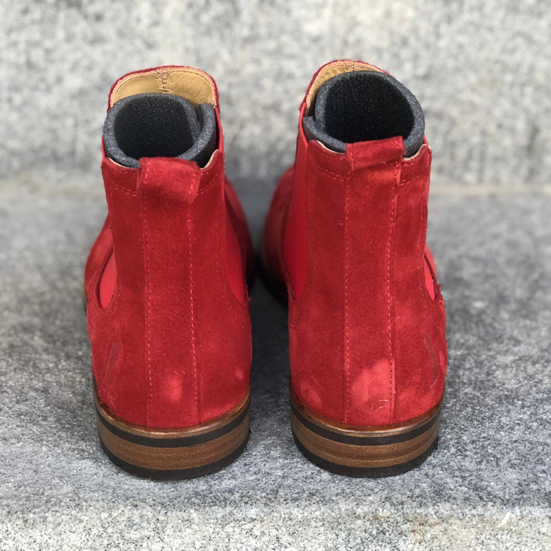 MOEMA Chelsea Boot Röd Mocka