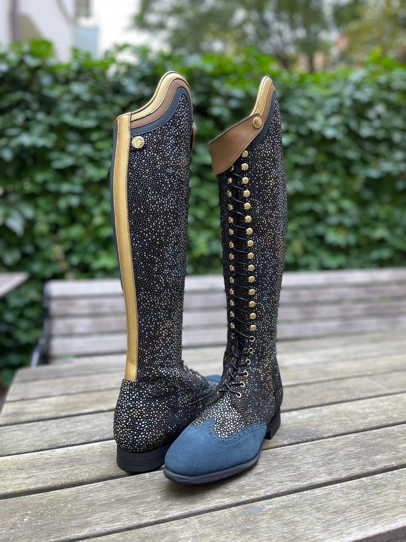 Black and gold clearance riding boots